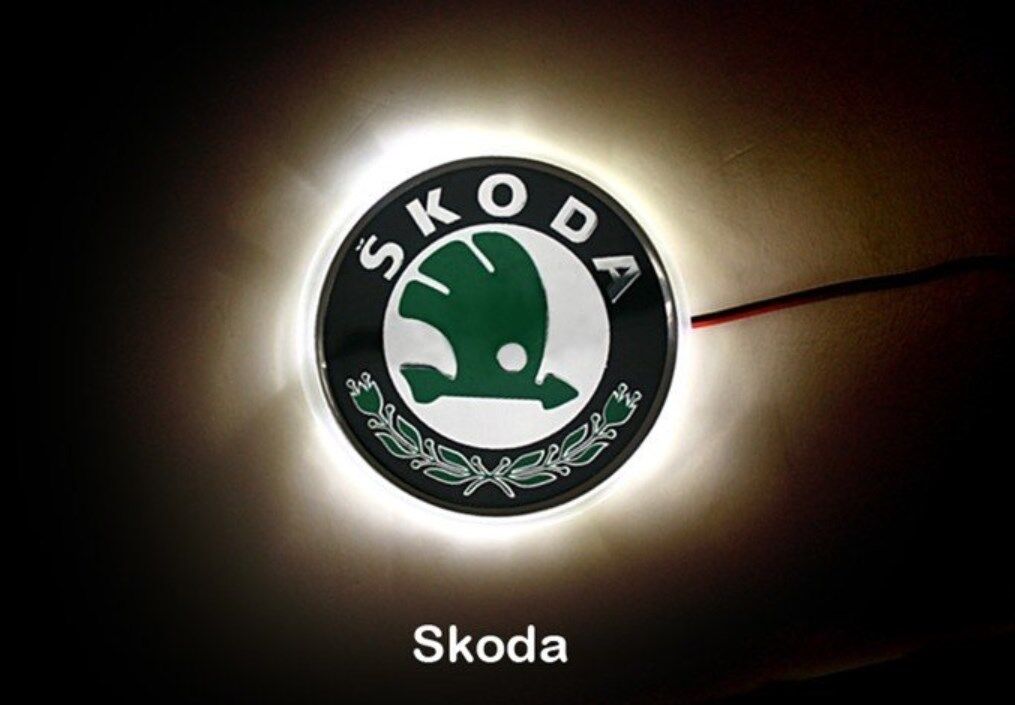 Светодиодная эмблема Skoda Octavia White